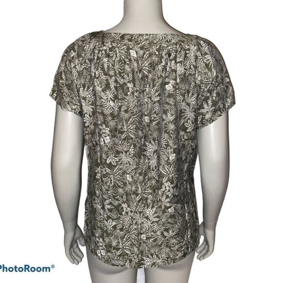 Christopher & Banks Green Floral Blouse Shirt Top - Picture 2 of 5